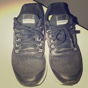 Girls Nike zoom Pegasus 34 shoes